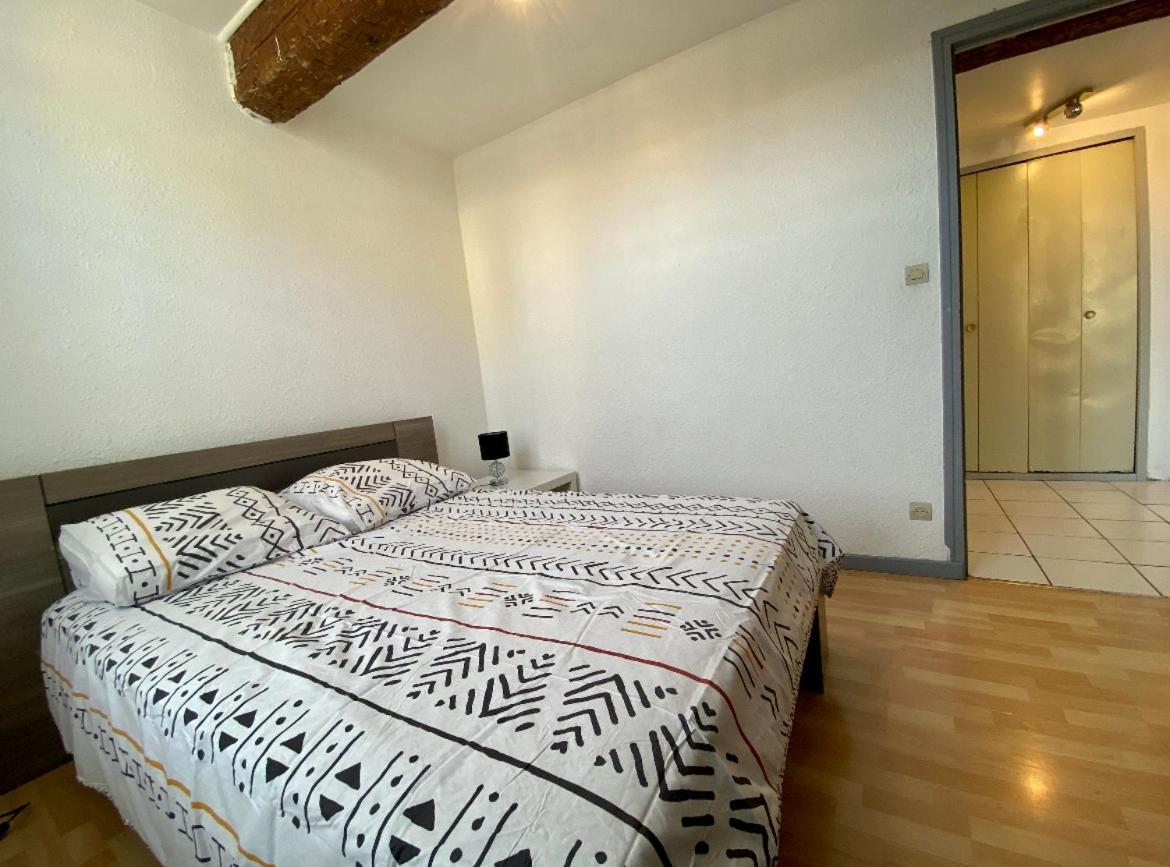Carcassonne Aigle D Or Apartment Exterior photo